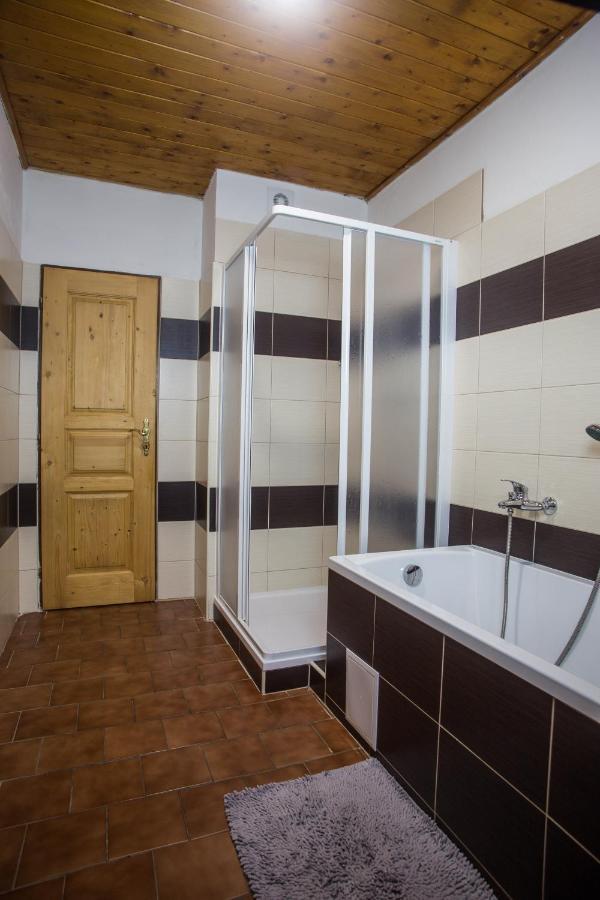 Apartmany Ve Mlejne Cachrov Luaran gambar