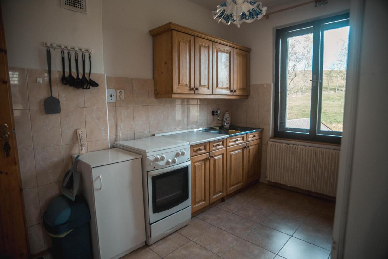Apartmany Ve Mlejne Cachrov Luaran gambar