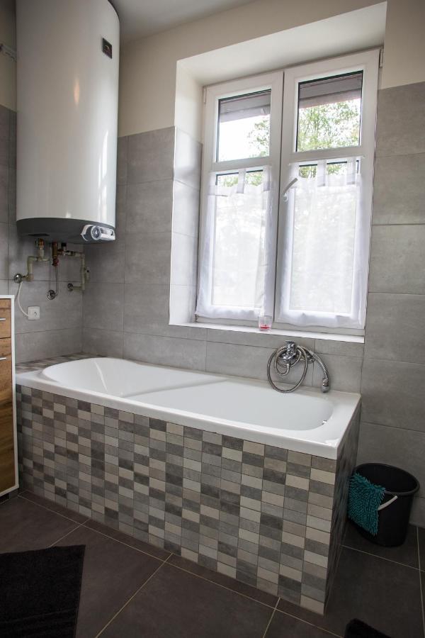 Apartmany Ve Mlejne Cachrov Luaran gambar