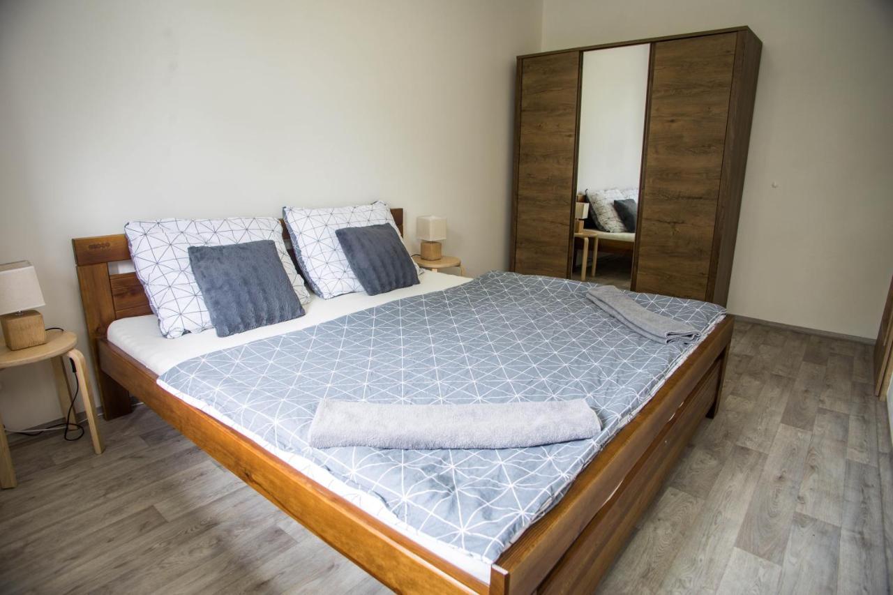 Apartmany Ve Mlejne Cachrov Luaran gambar