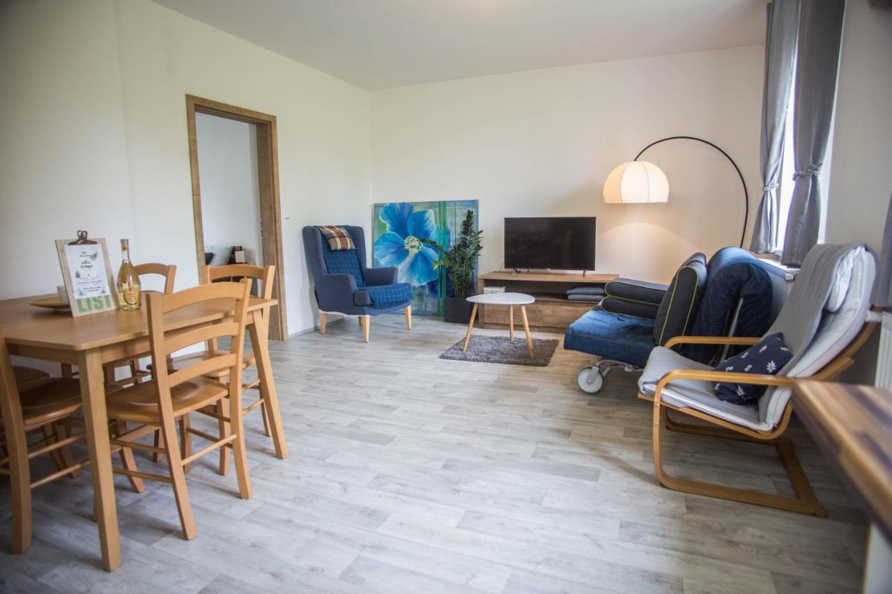 Apartmany Ve Mlejne Cachrov Luaran gambar