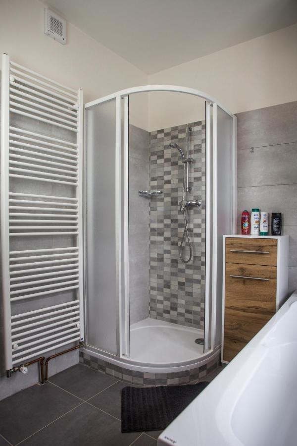 Apartmany Ve Mlejne Cachrov Luaran gambar