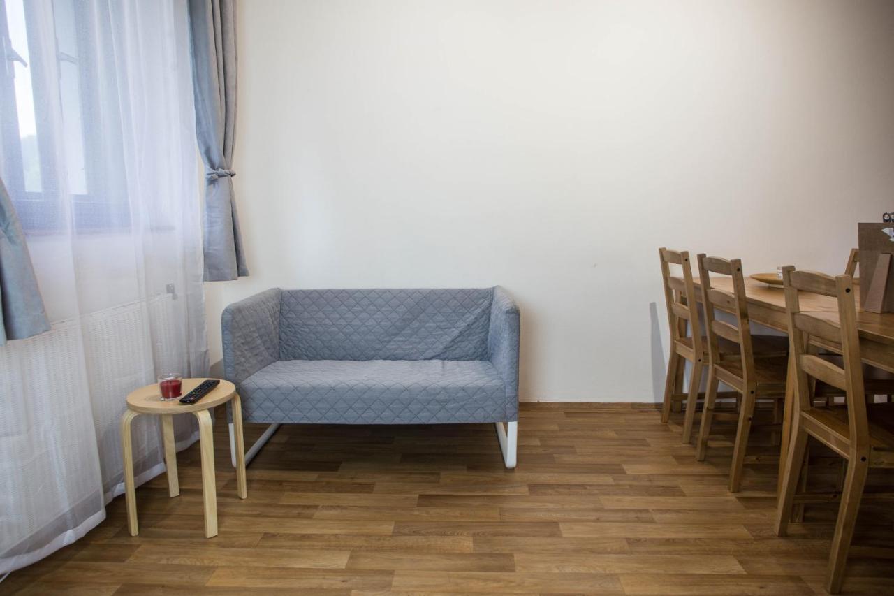 Apartmany Ve Mlejne Cachrov Luaran gambar